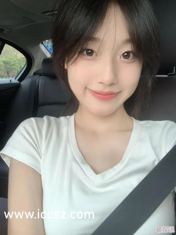 美女丝袜夹b2025性感蕾丝黑科技恒温透气防滑舒适体验