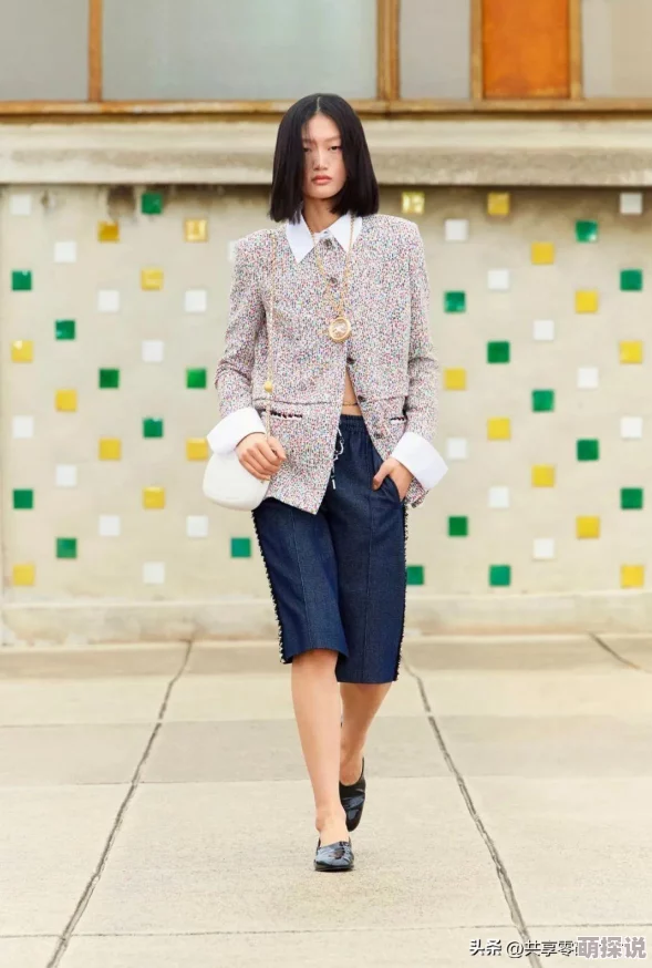 美女要脱全部衣服2025元宇宙时装周虚拟试衣惊艳亮相